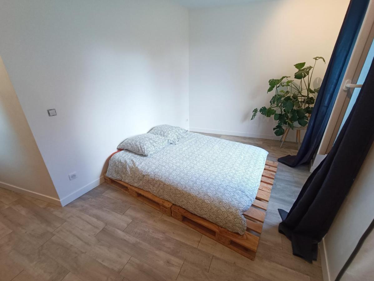 Tournan En Brie, Centre Ville, Superbe Appartement Exterior foto