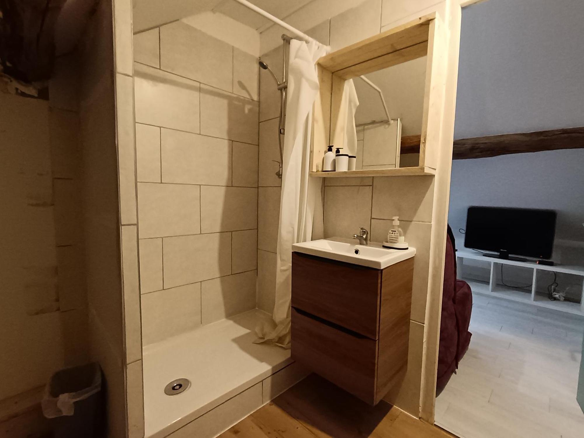 Tournan En Brie, Centre Ville, Superbe Appartement Exterior foto
