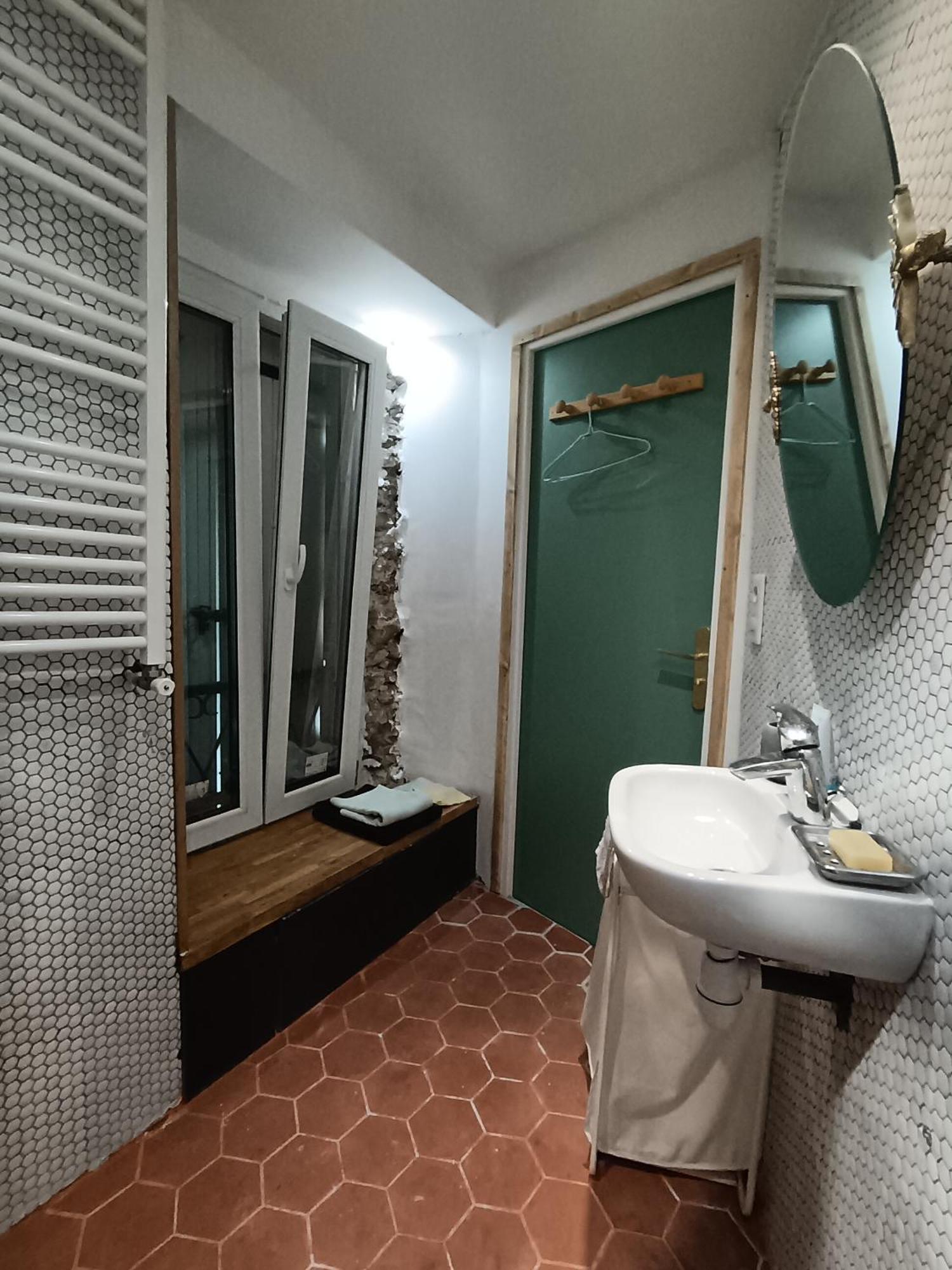 Tournan En Brie, Centre Ville, Superbe Appartement Exterior foto